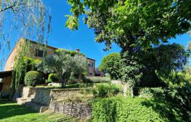 Villa – Cortona, Toskana, Italien. 1 450 000 €