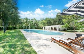 Villa – Pinecrest, Florida, Vereinigte Staaten. $1 385 000
